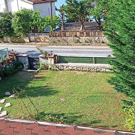 Goelyaka ベッド・アンド・ブレックファスト 3*