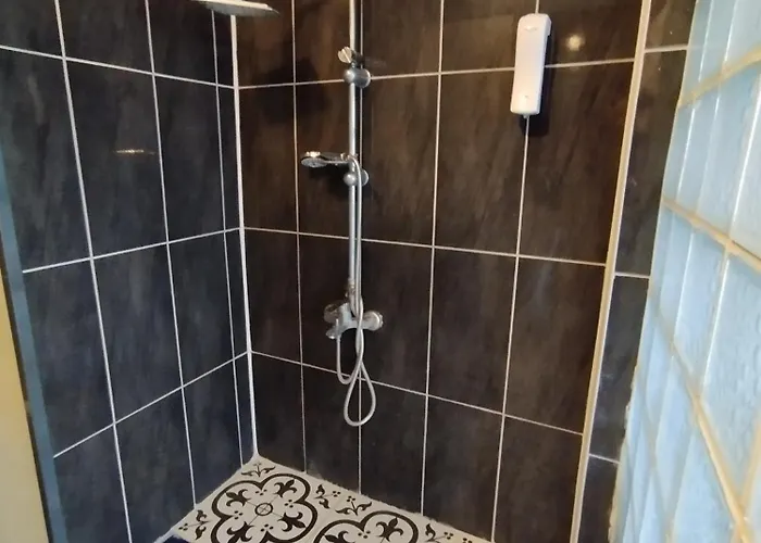 Frühstückspension Goelyaka 3*